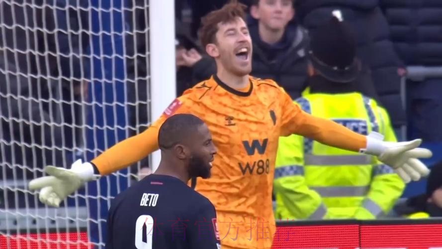 最快点球大战!桑德兰门将连扑三球助队晋级 最快点球大战!桑德兰门将连扑三球助队晋级