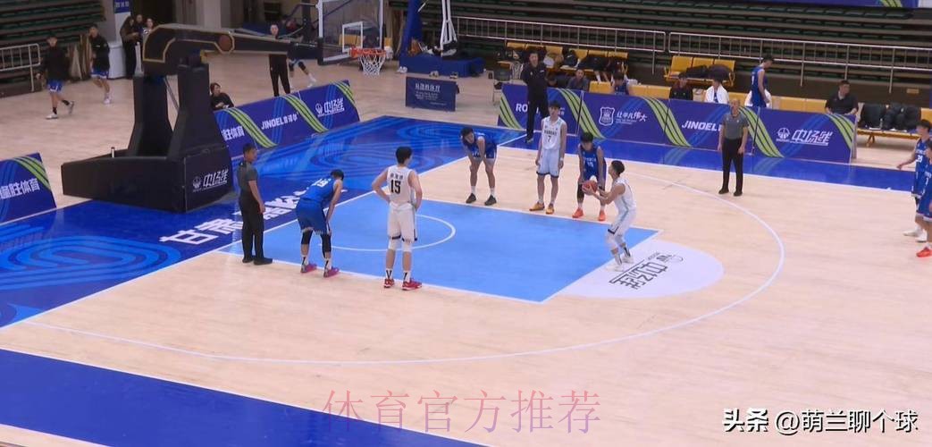 沈阳日报:辽宁全队三分球24中3的低迷表现成为惨败关键 沈阳日报:辽宁全队三分球24中3的低迷表现成为惨败关键